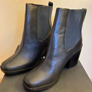 Design Lab Black Leather Bootie